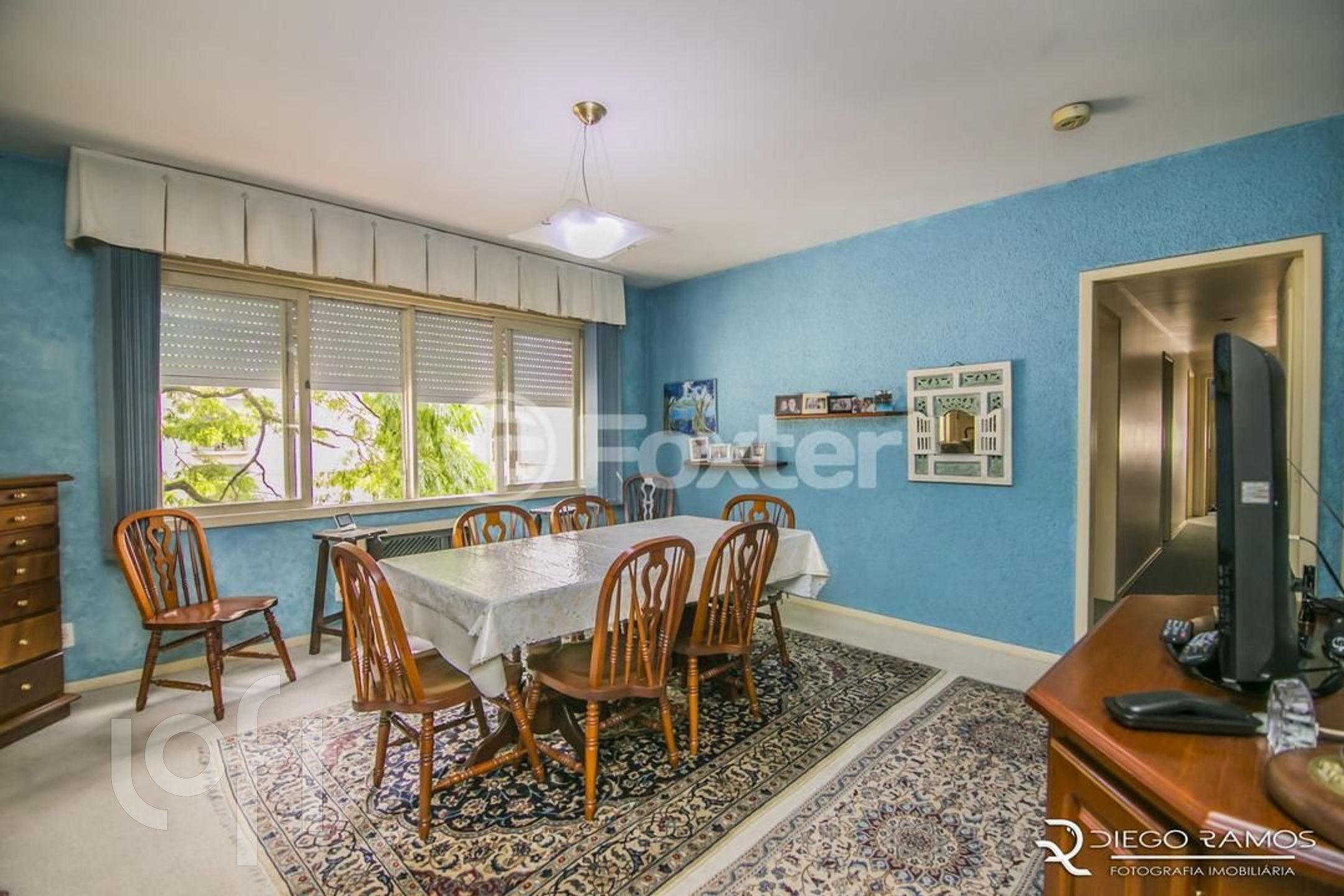 Apartamento com 192m², 3 dormitórios, 1 suíte, 2 vagas, Petrópolis em Porto Alegre
