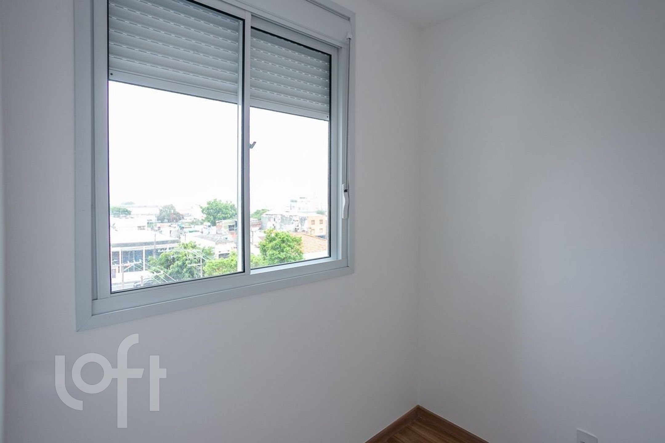 Apartamento à venda com 2 quartos, 37m² - Foto 11