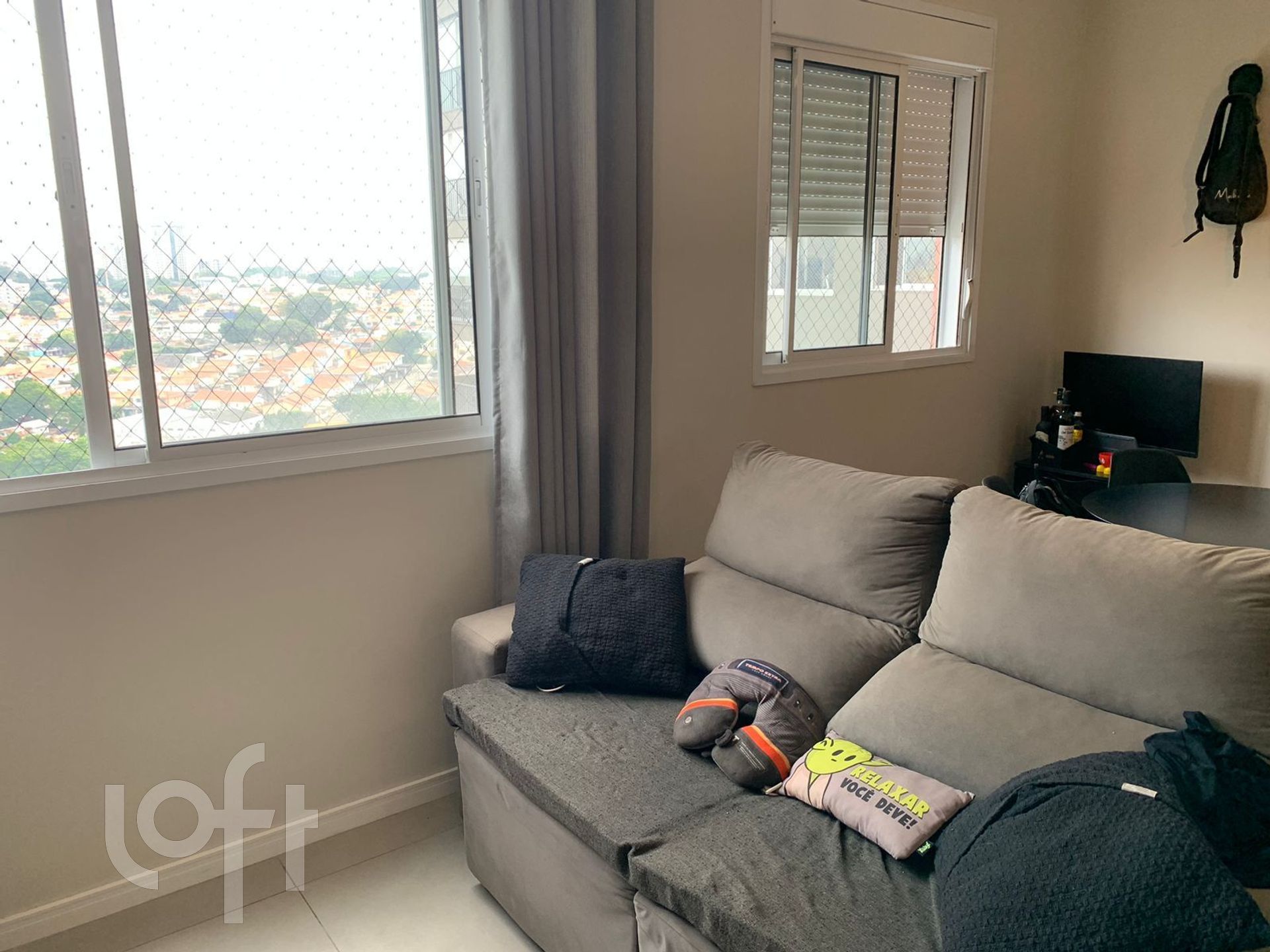 Apartamento à venda com 1 quarto, 35m² - Foto 2