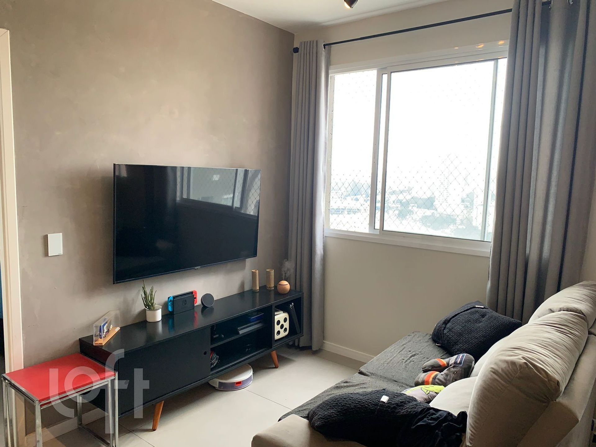 Apartamento à venda com 1 quarto, 35m² - Foto 1