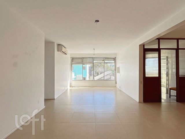 Apartamento com 96m², 2 dormitórios, 1 suíte, 1 vaga, Jardim Botânico em Porto Alegre