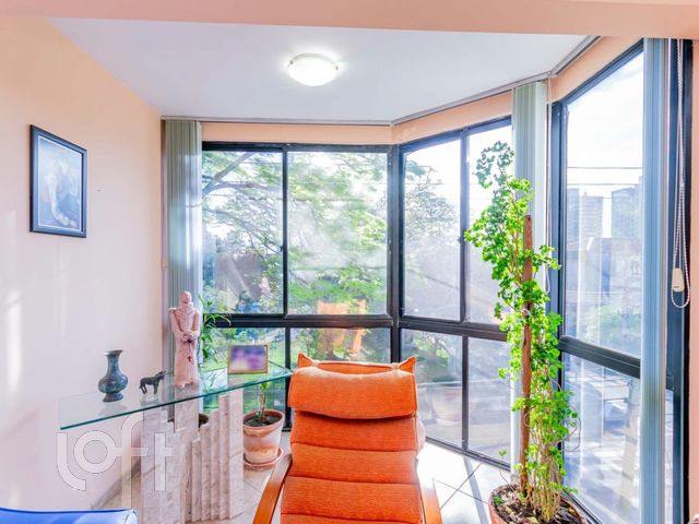 Apartamento com 143m², 2 dormitórios, 4 vagas, Menino Deus em Porto Alegre