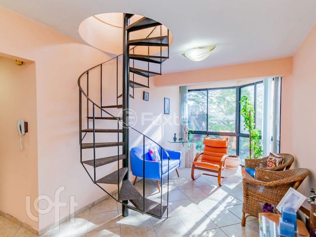 Apartamento com 143m², 2 dormitórios, 4 vagas, Menino Deus em Porto Alegre