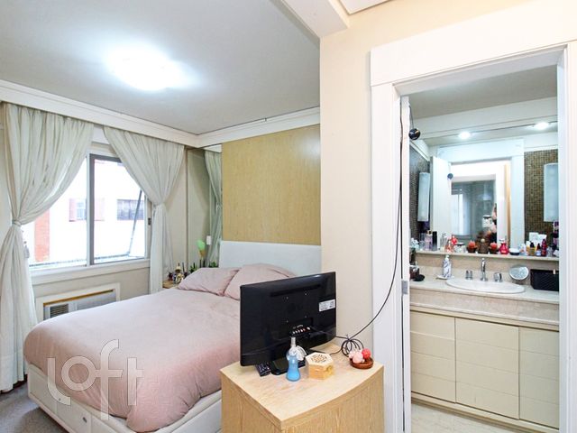 Apartamento com 155m², 2 dormitórios, 1 suíte, 1 vaga, Auxiliadora em Porto Alegre