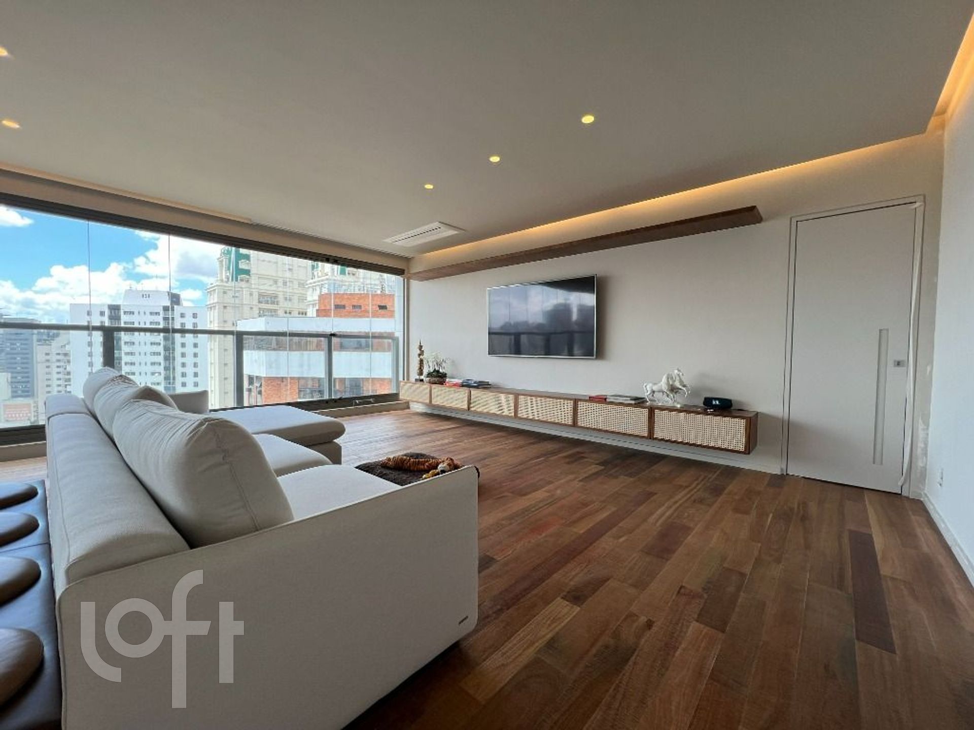 Apartamento à venda com 2 quartos, 154m² - Foto 5