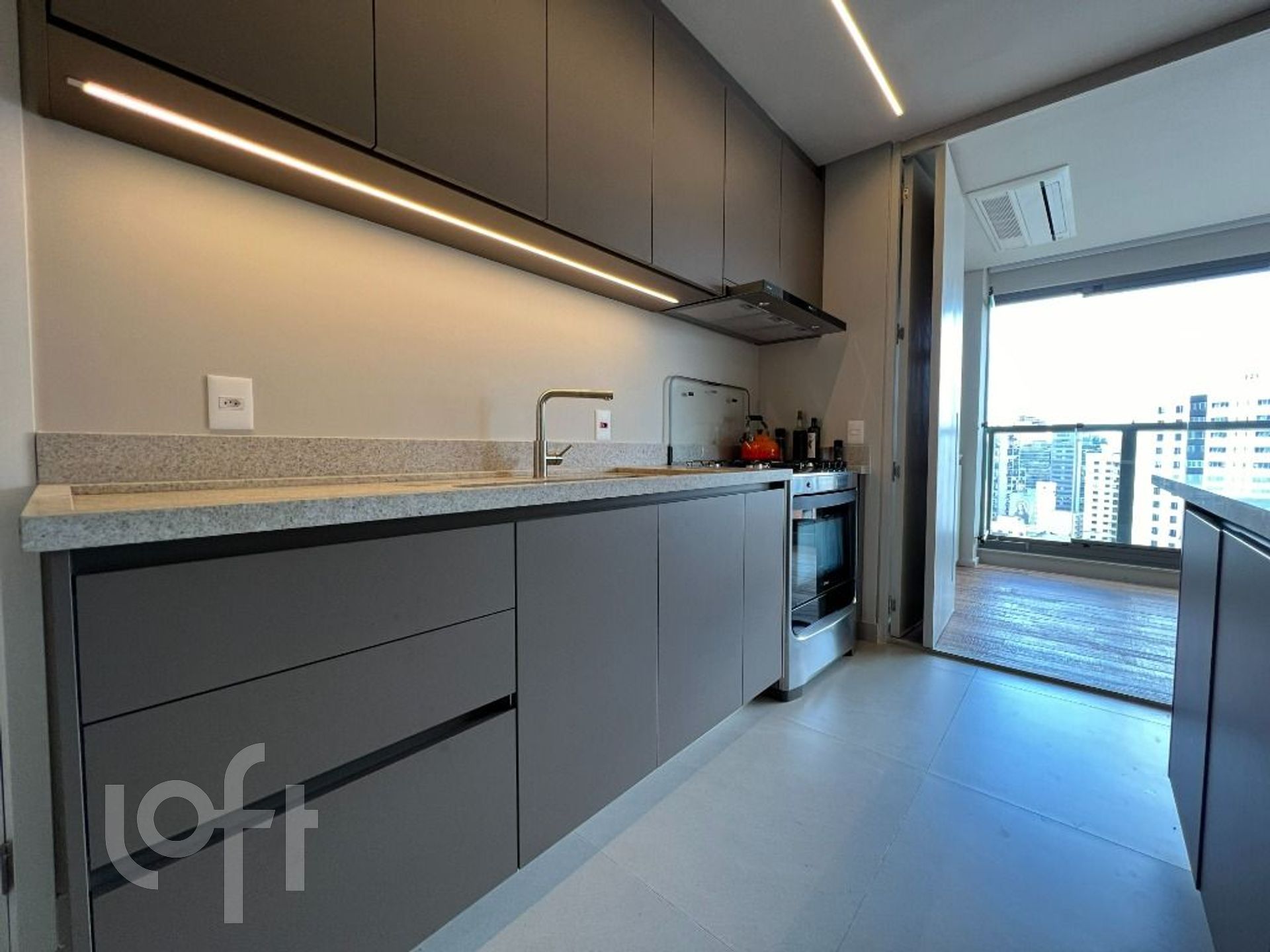 Apartamento à venda com 2 quartos, 154m² - Foto 12