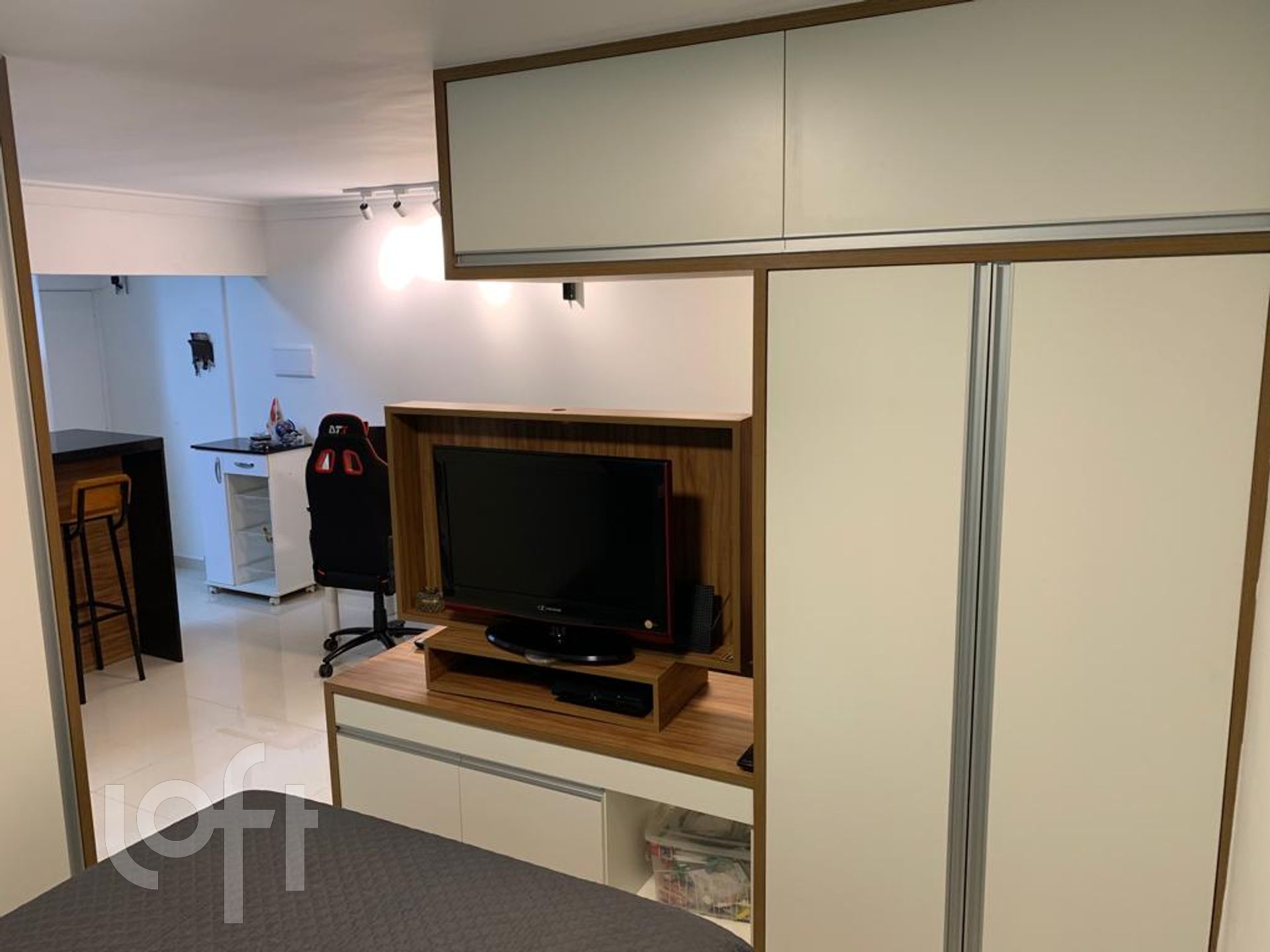 Apartamento à venda com 1 quarto, 38m² - Foto 9