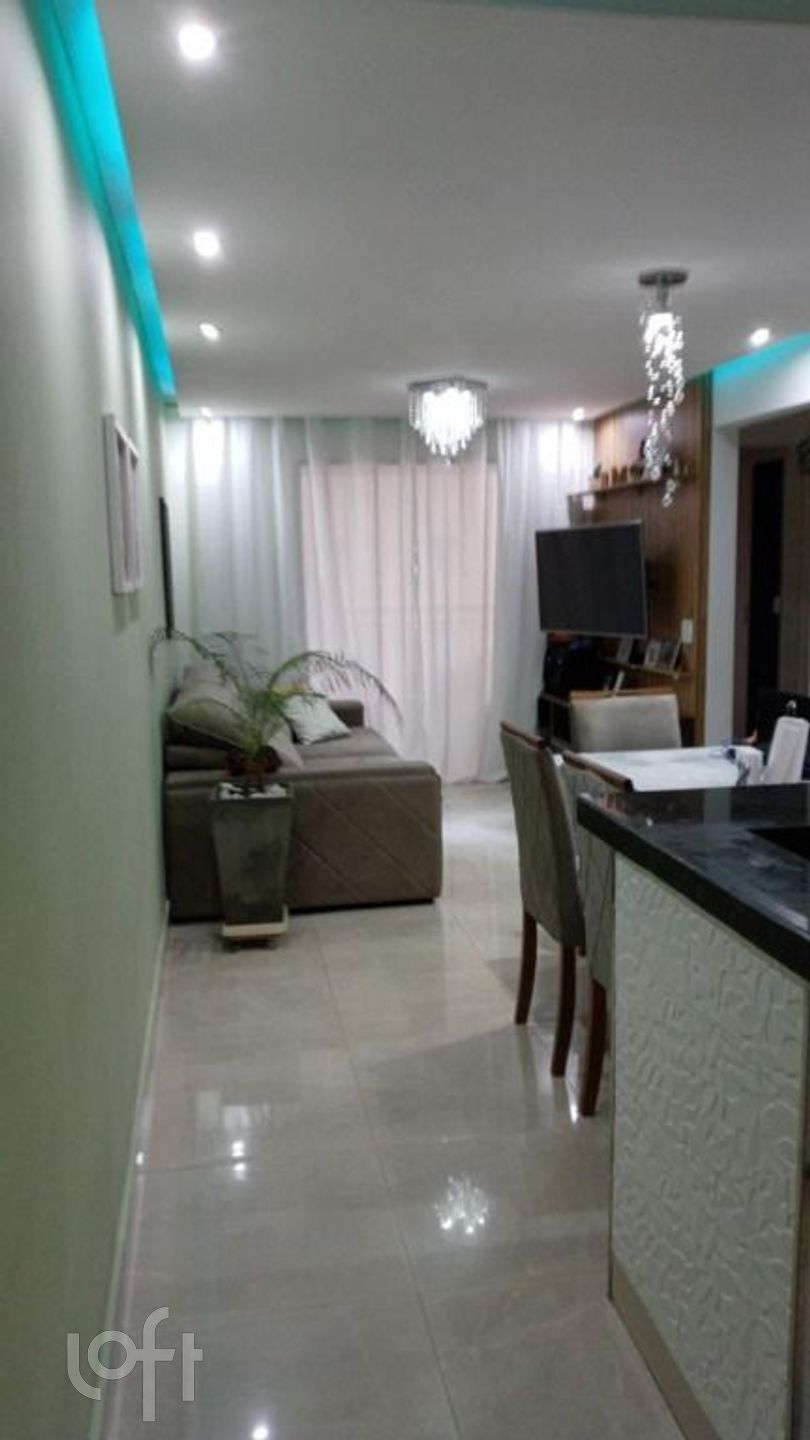 Apartamento à venda com 3 quartos, 69m² - Foto 19