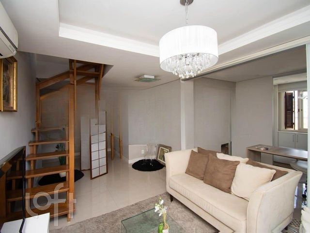 Apartamento com 156m², 1 dormitório, 1 vaga, Petrópolis em Porto Alegre
