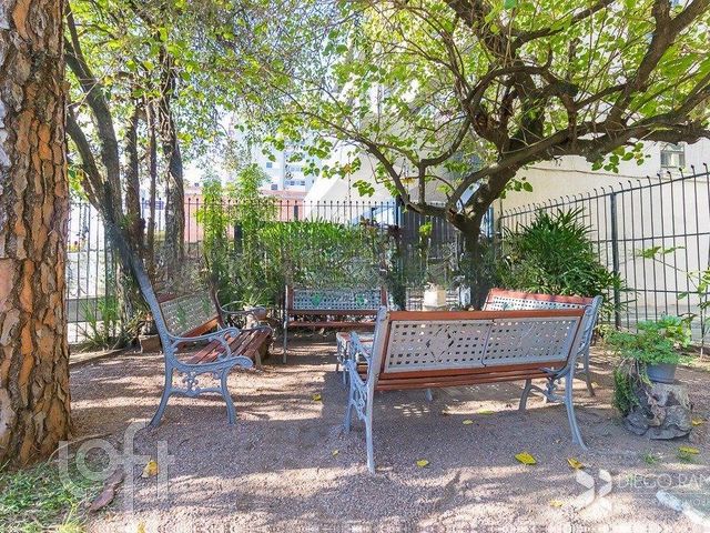 Apartamento com 82m², 2 dormitórios, 1 vaga, Menino Deus em Porto Alegre