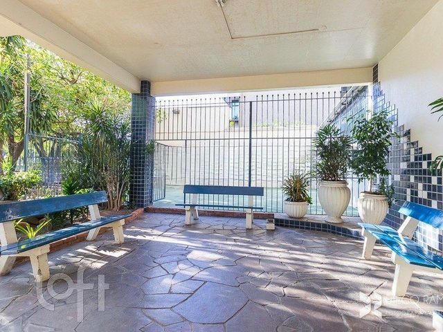 Apartamento com 82m², 2 dormitórios, 1 vaga, Menino Deus em Porto Alegre
