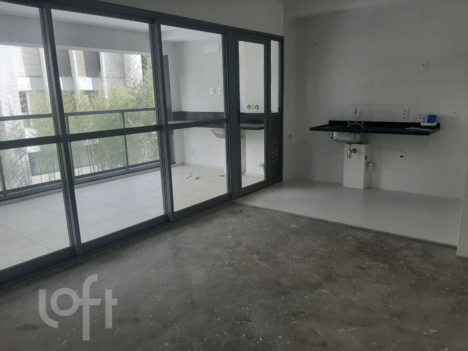 Apartamento à venda com 2 quartos, 68m² - Foto 4