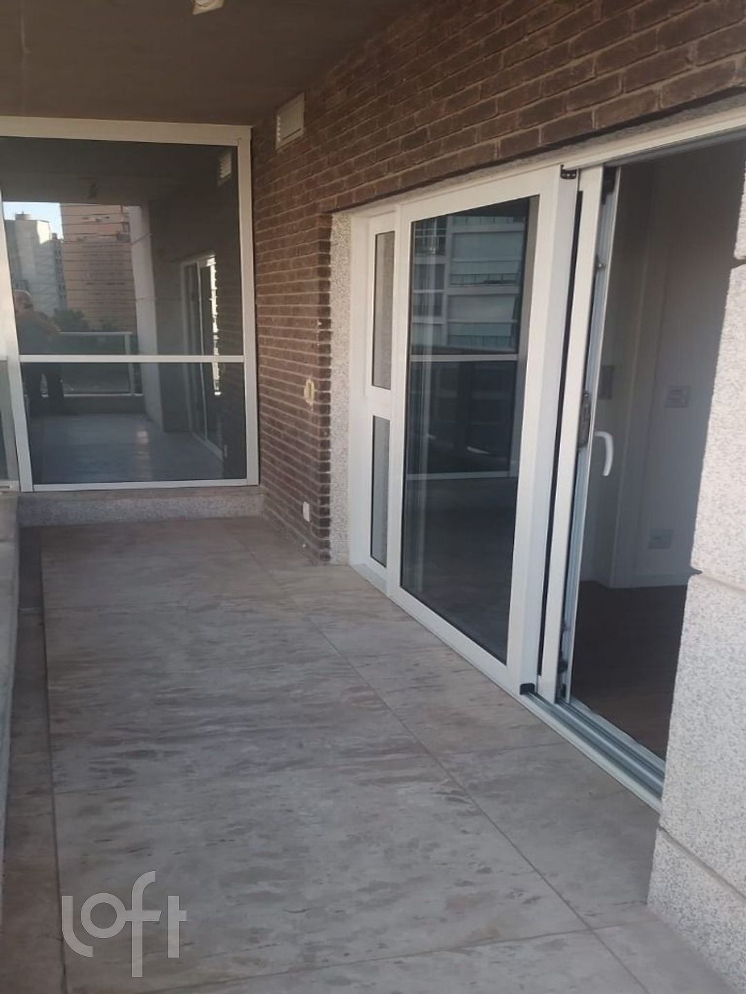 Apartamento à venda com 3 quartos, 151m² - Foto 10