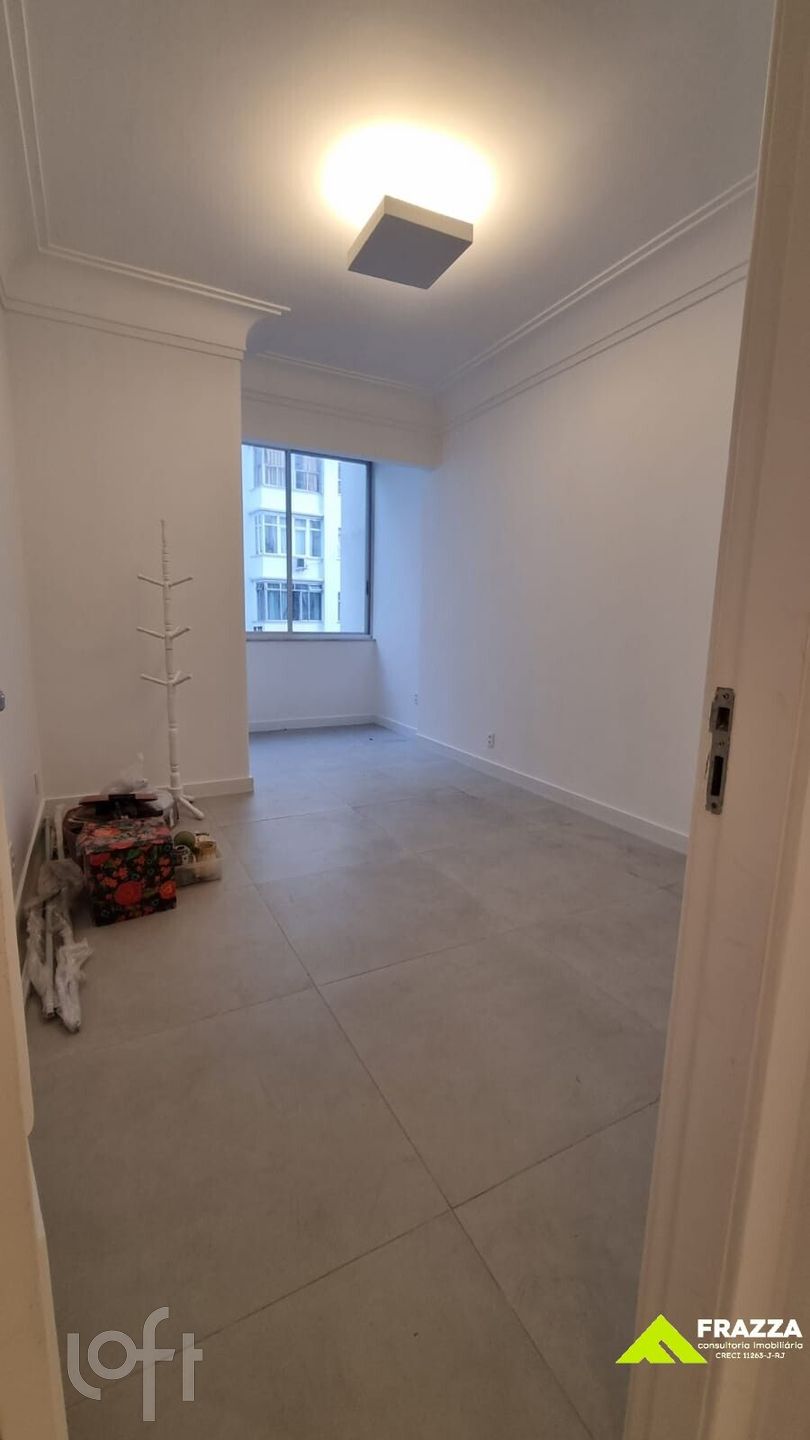 Apartamento à venda com 3 quartos, 85m² - Foto 11