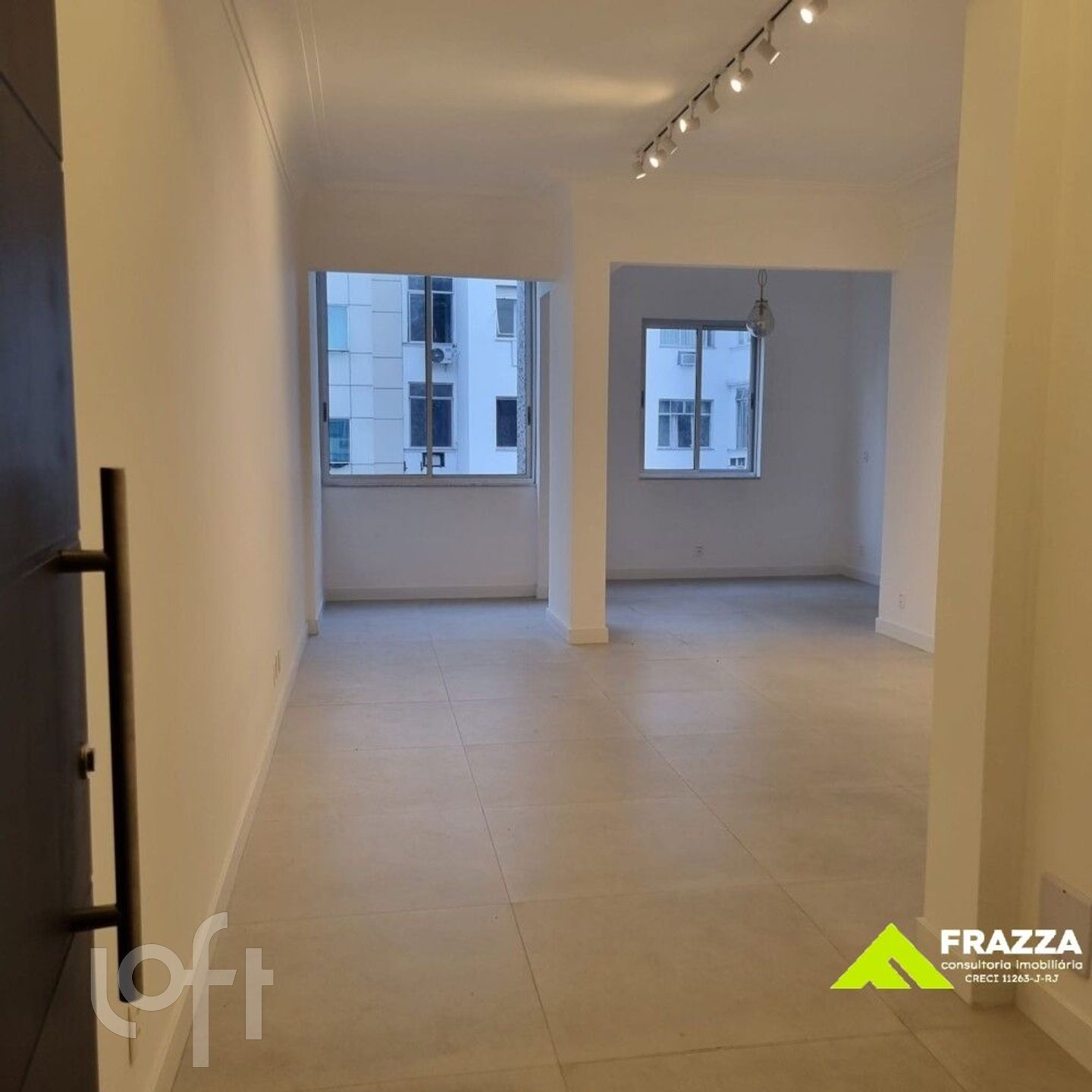 Apartamento à venda com 3 quartos, 85m² - Foto 4