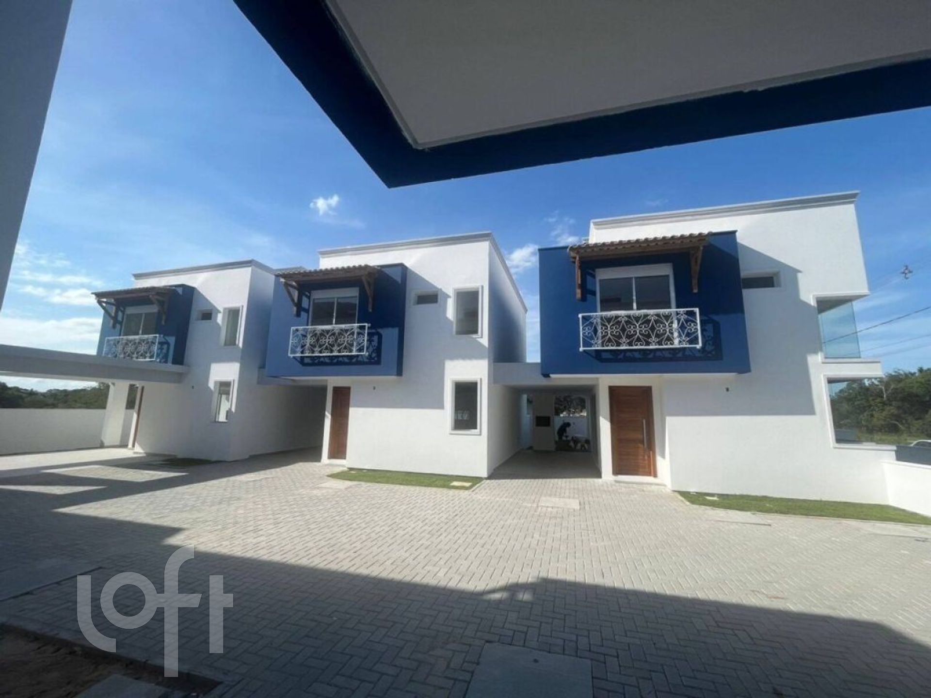 Casa à venda em Alto Ribeirão Leste com 140 m², 3 quartos, 1 suíte, 2 vagas