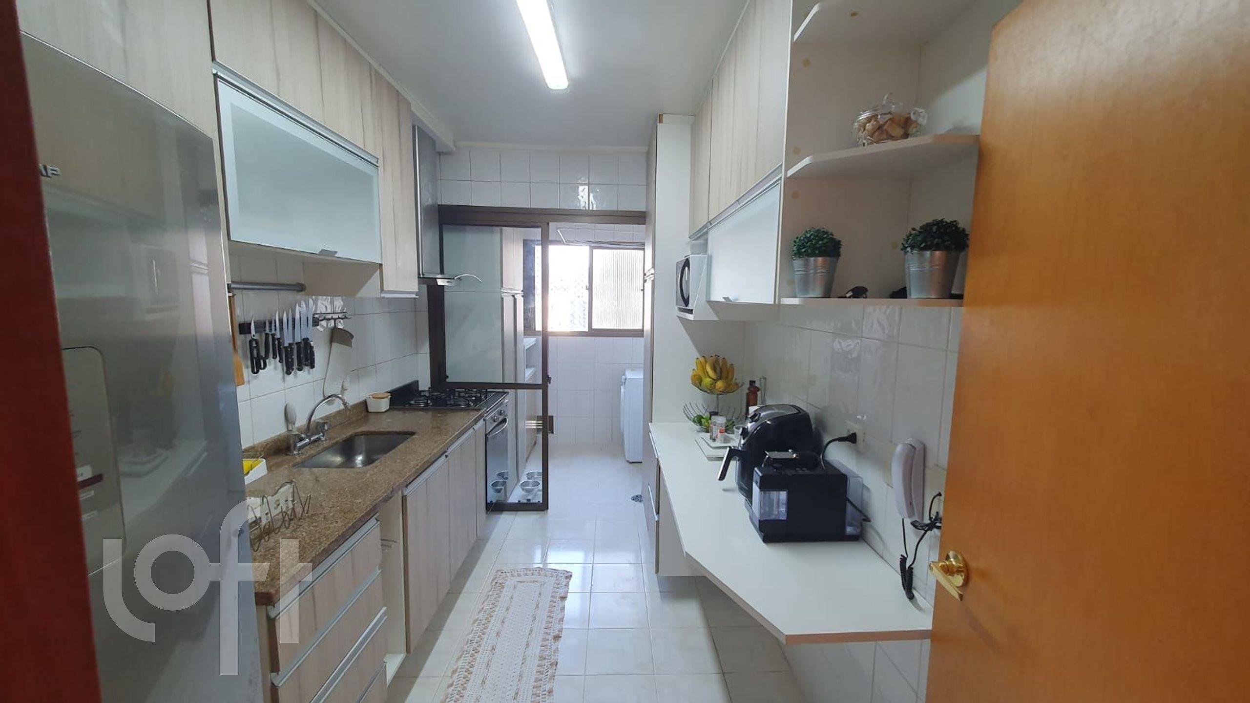 Apartamento à venda com 2 quartos, 72m² - Foto 4