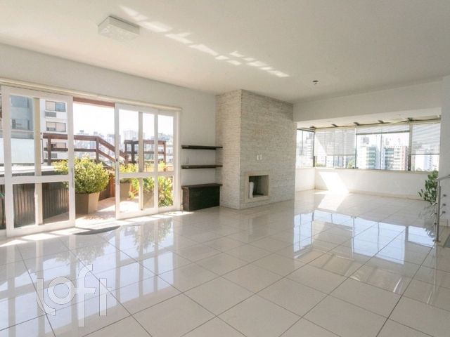 Apartamento com 212m², 3 dormitórios, 1 suíte, 2 vagas, Bela Vista em Porto Alegre