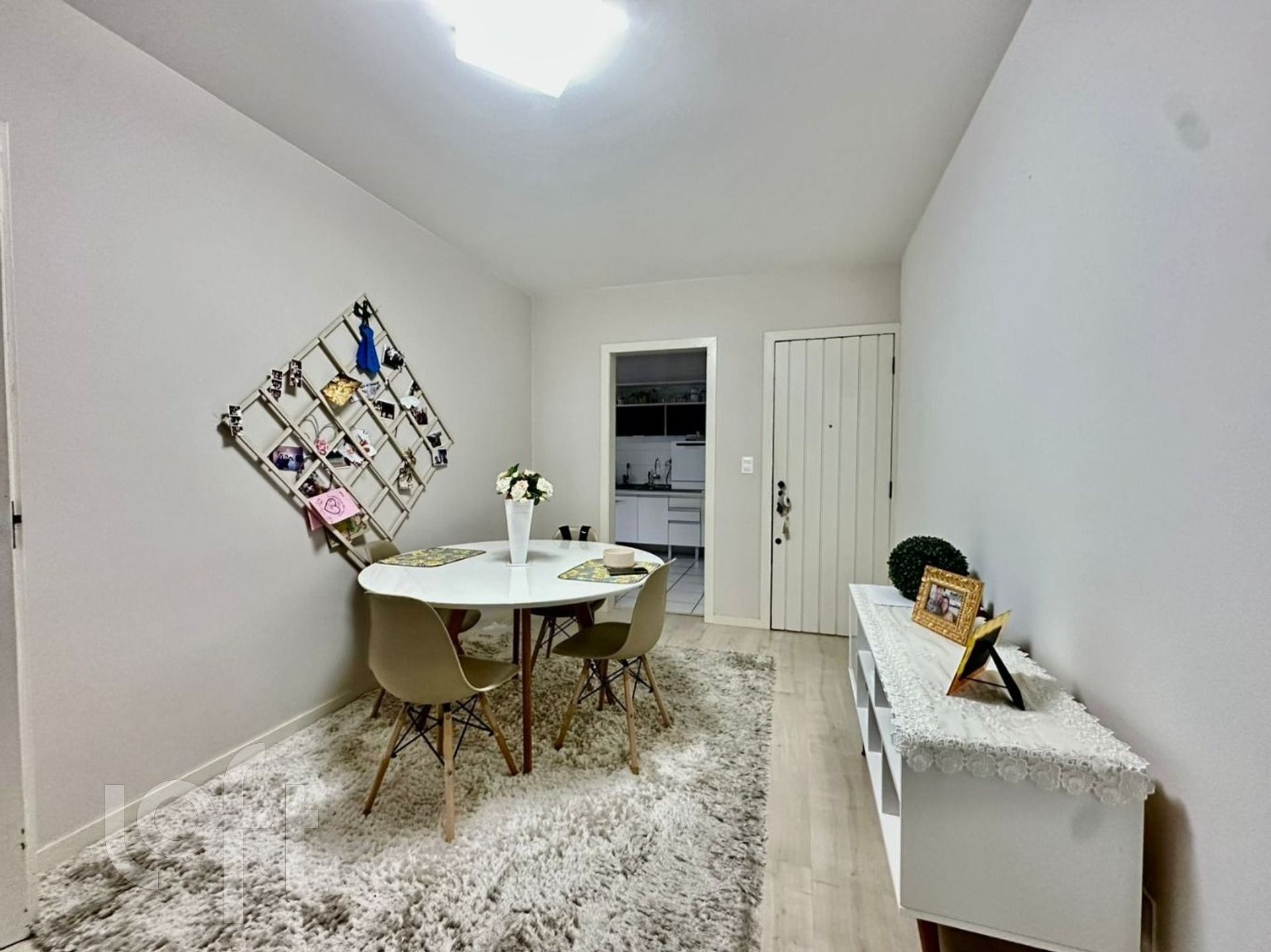 Apartamento à venda em Córrego Grande com 66 m², 2 quartos, 1 vaga