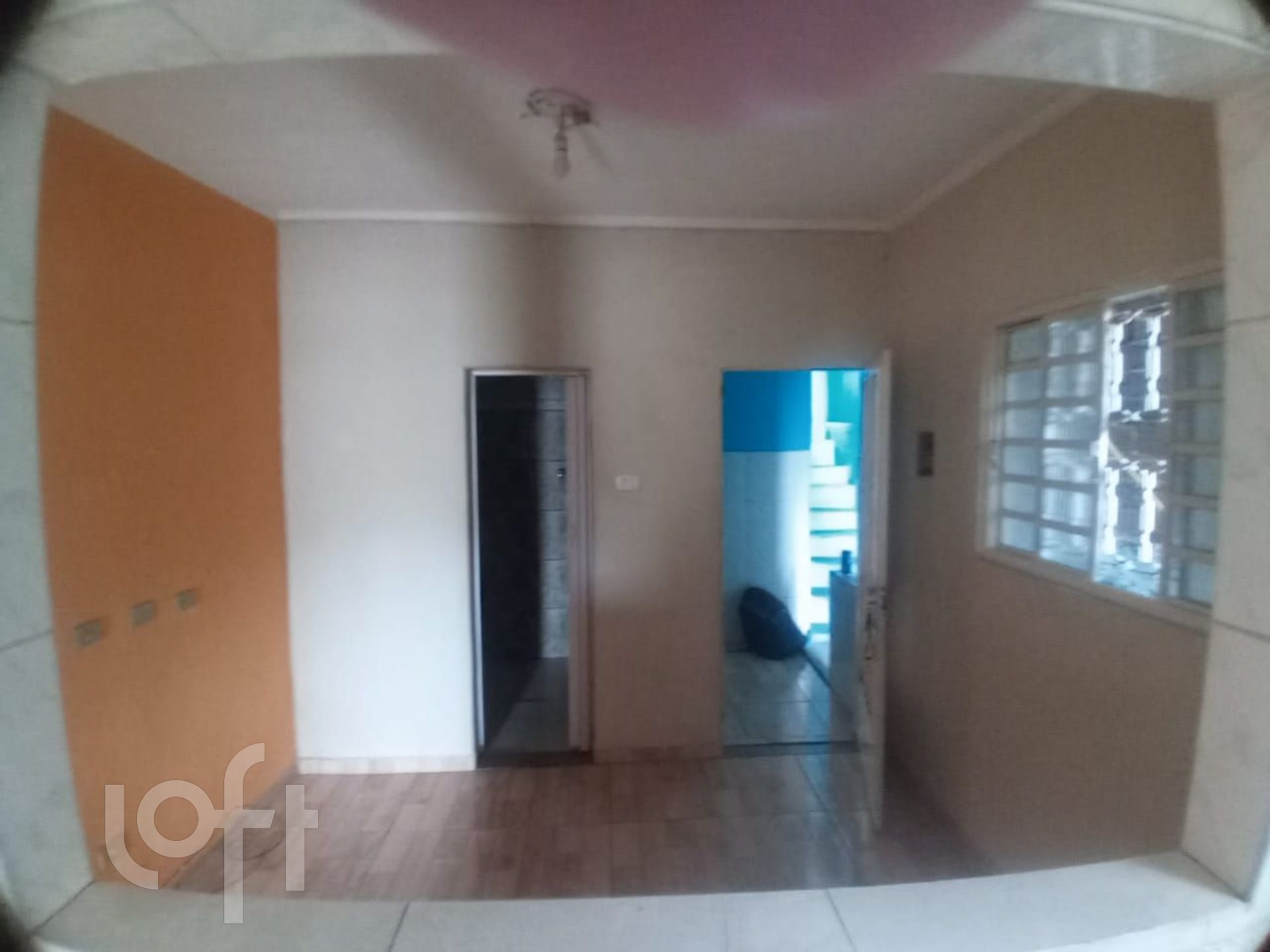 Casa à venda com 5 quartos, 200m² - Foto 1