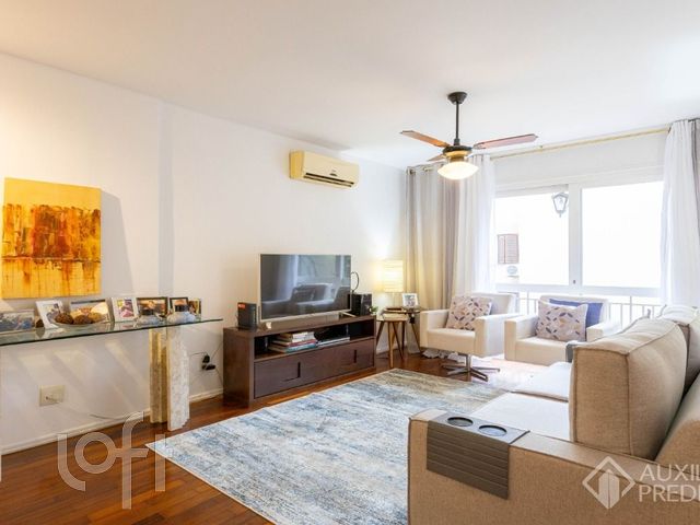 Apartamento com 121m², 3 dormitórios, 1 suíte, 1 vaga, Higienópolis em Porto Alegre