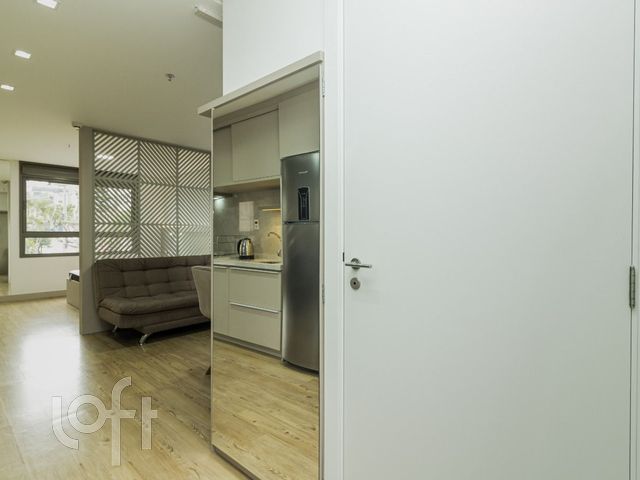 Apartamento com 42m², 1 dormitório, 1 vaga, Petrópolis em Porto Alegre