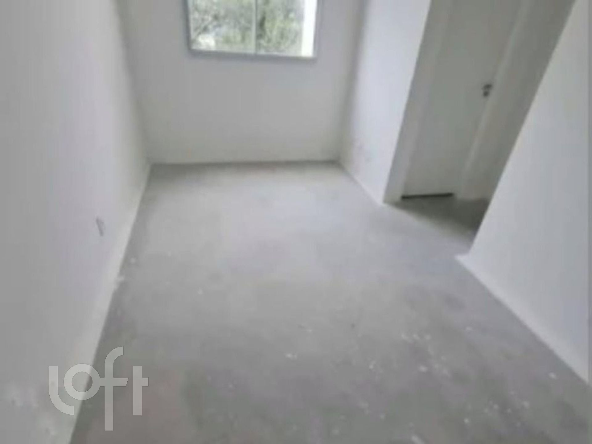 Apartamento à venda com 2 quartos, 37m² - Foto 4