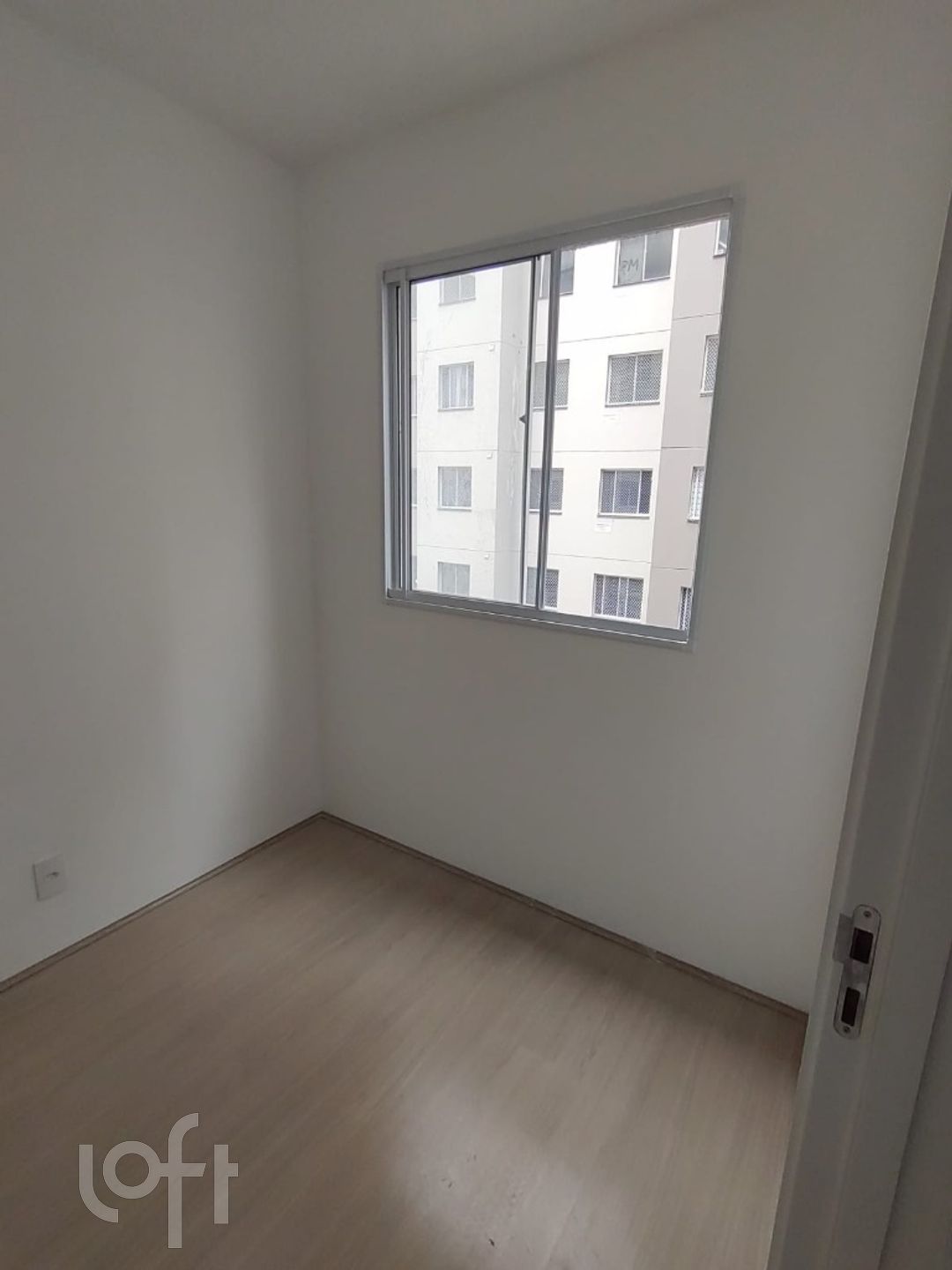 Apartamento à venda com 2 quartos, 37m² - Foto 8