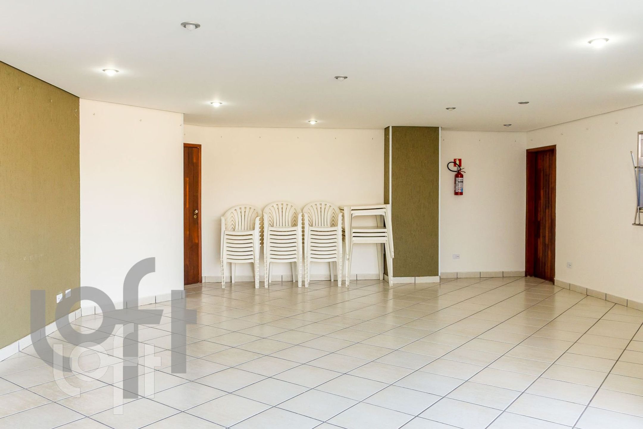 Apartamento à venda com 2 quartos, 82m² - Foto 26