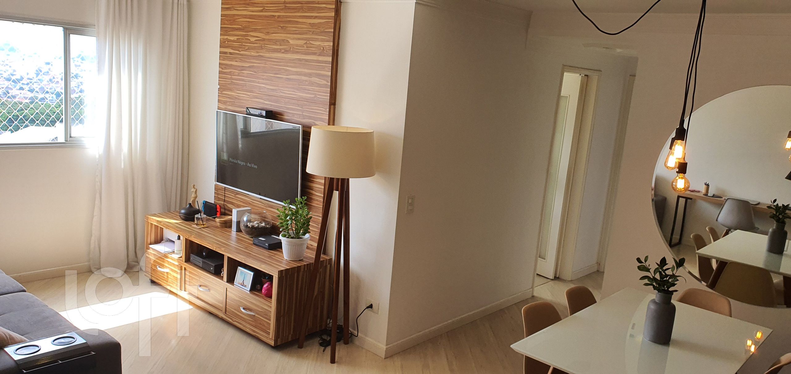 Apartamento à venda com 2 quartos, 64m² - Foto 1