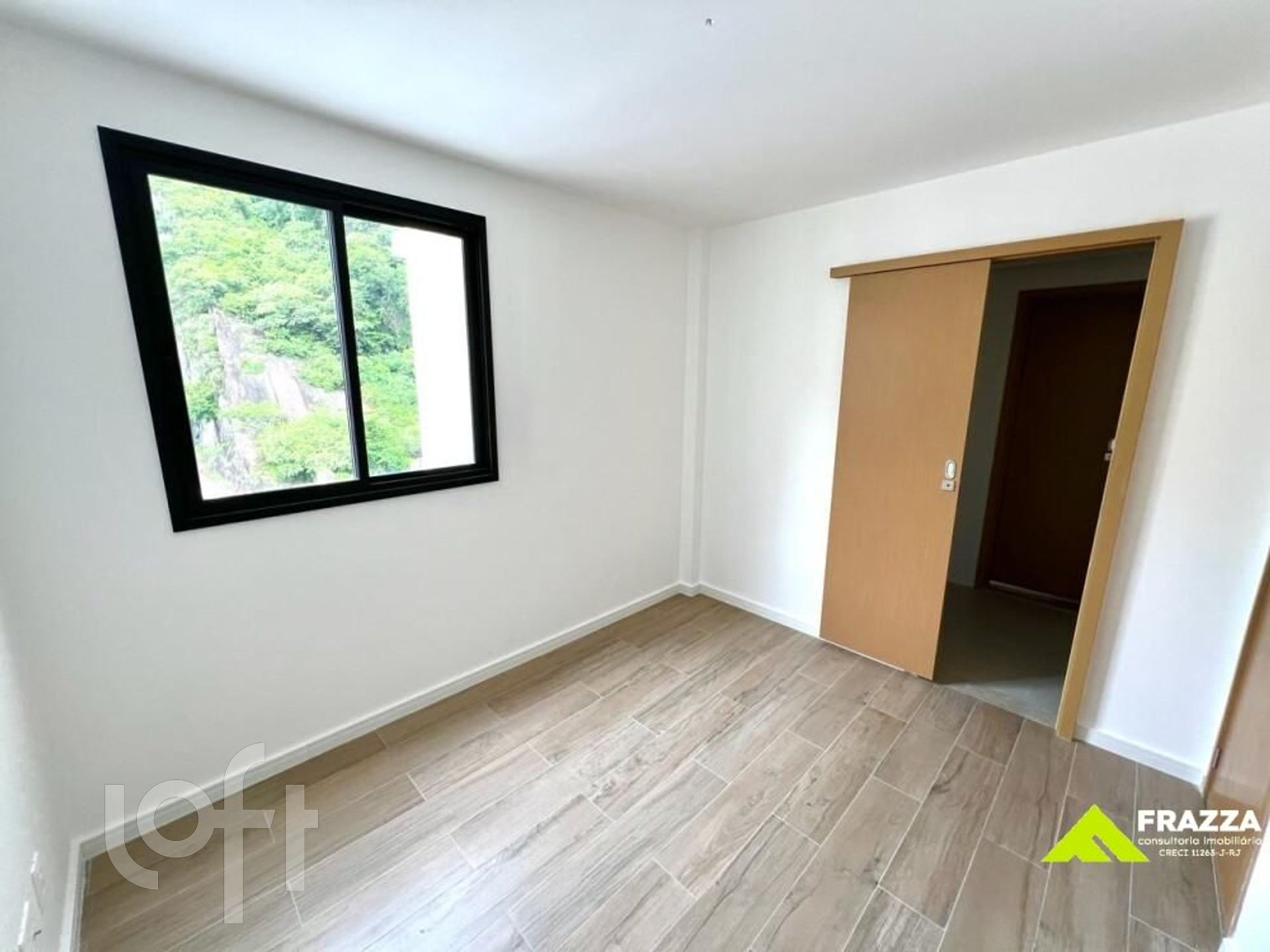 Apartamento à venda com 4 quartos, 152m² - Foto 9