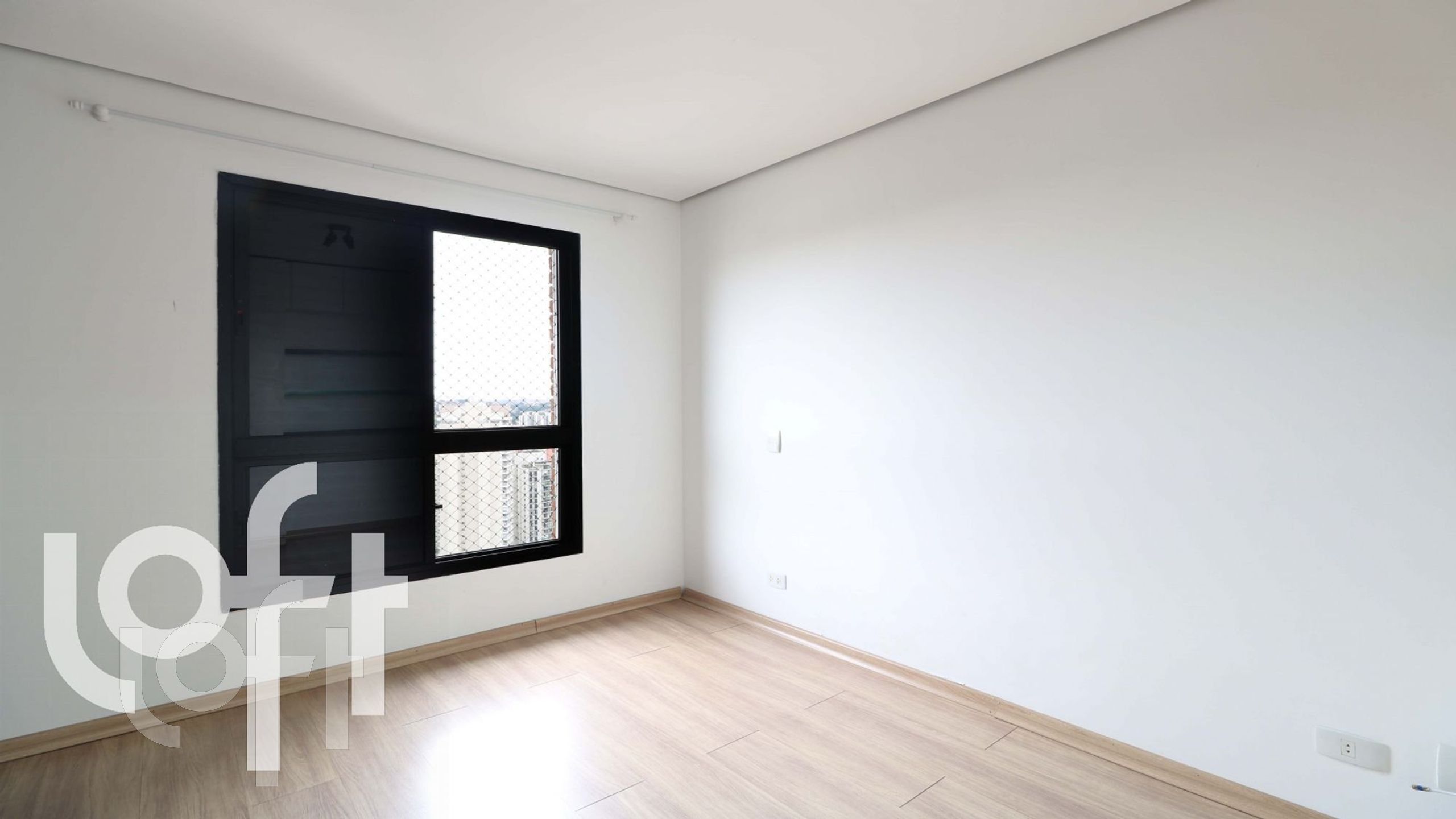 Apartamento à venda com 4 quartos, 270m² - Foto 7