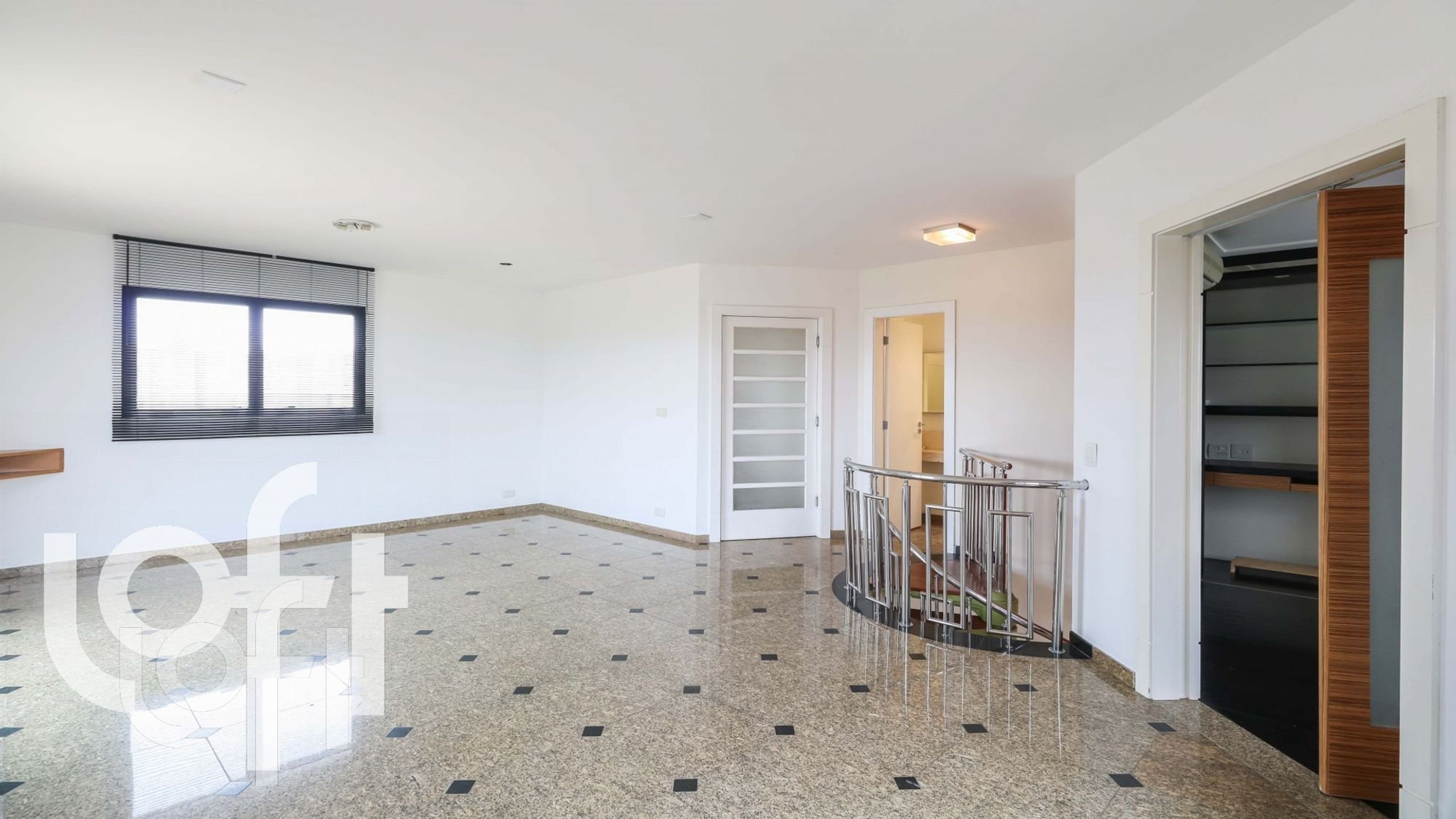 Apartamento à venda com 4 quartos, 270m² - Foto 20