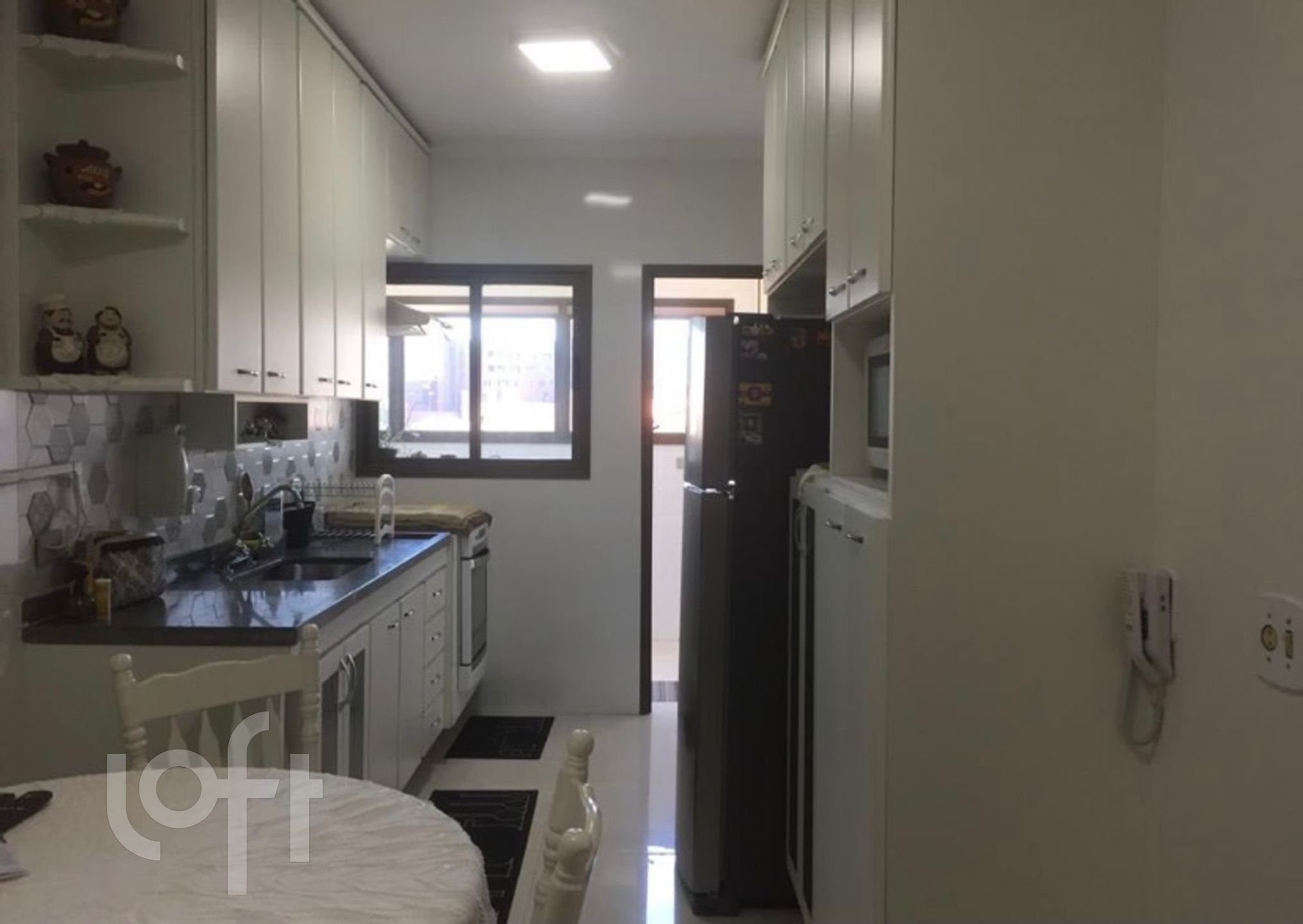 Apartamento à venda com 3 quartos, 115m² - Foto 3