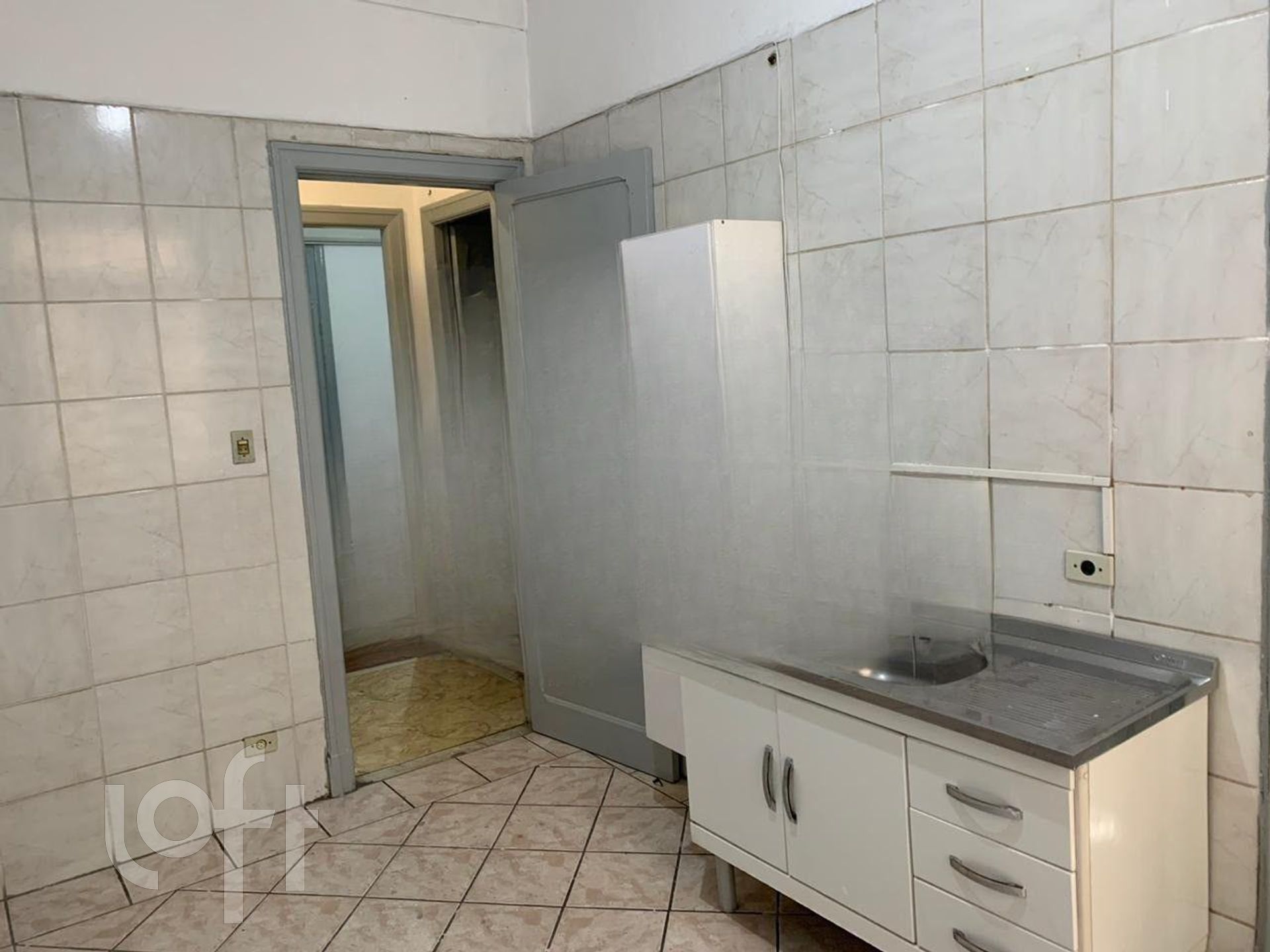 Apartamento à venda com 3 quartos, 90m² - Foto 2