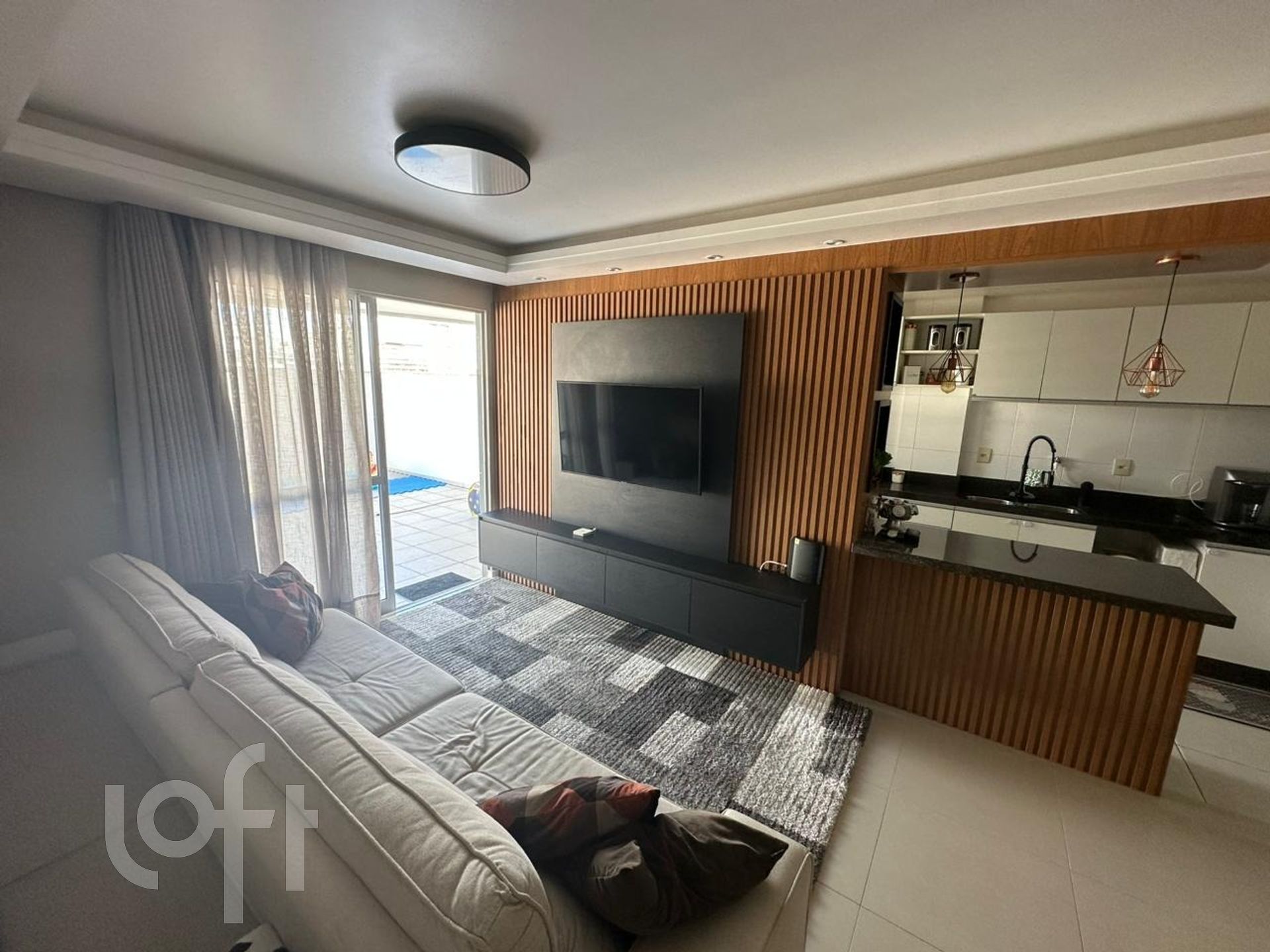 Apartamentos com 214m², 2 quartos, 2 suítes, 1 garagem, no bairro Estreito em Florianópolis