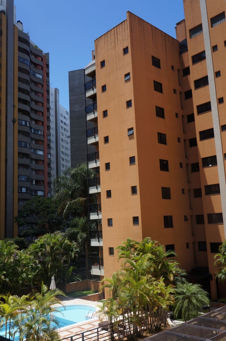 Apartamento à venda com 4 quartos, 200m² - Foto 24