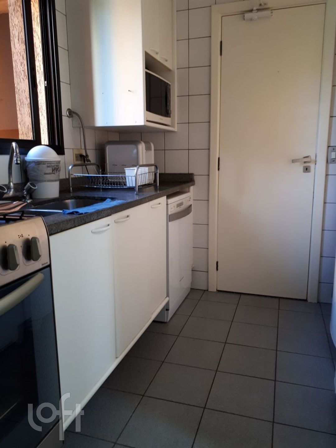 Apartamento à venda com 4 quartos, 200m² - Foto 4