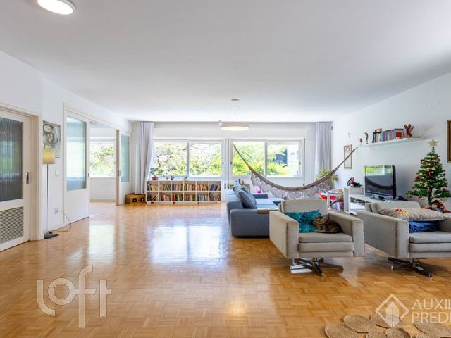 Apartamento com 226m², 4 dormitórios, 1 suíte, 1 vaga, Bom Fim em Porto Alegre