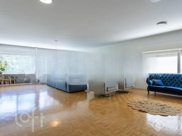 Apartamento com 226m², 4 dormitórios, 1 suíte, 1 vaga, Bom Fim em Porto Alegre