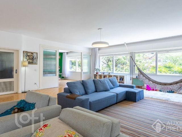 Apartamento com 226m², 4 dormitórios, 1 suíte, 1 vaga, Bom Fim em Porto Alegre