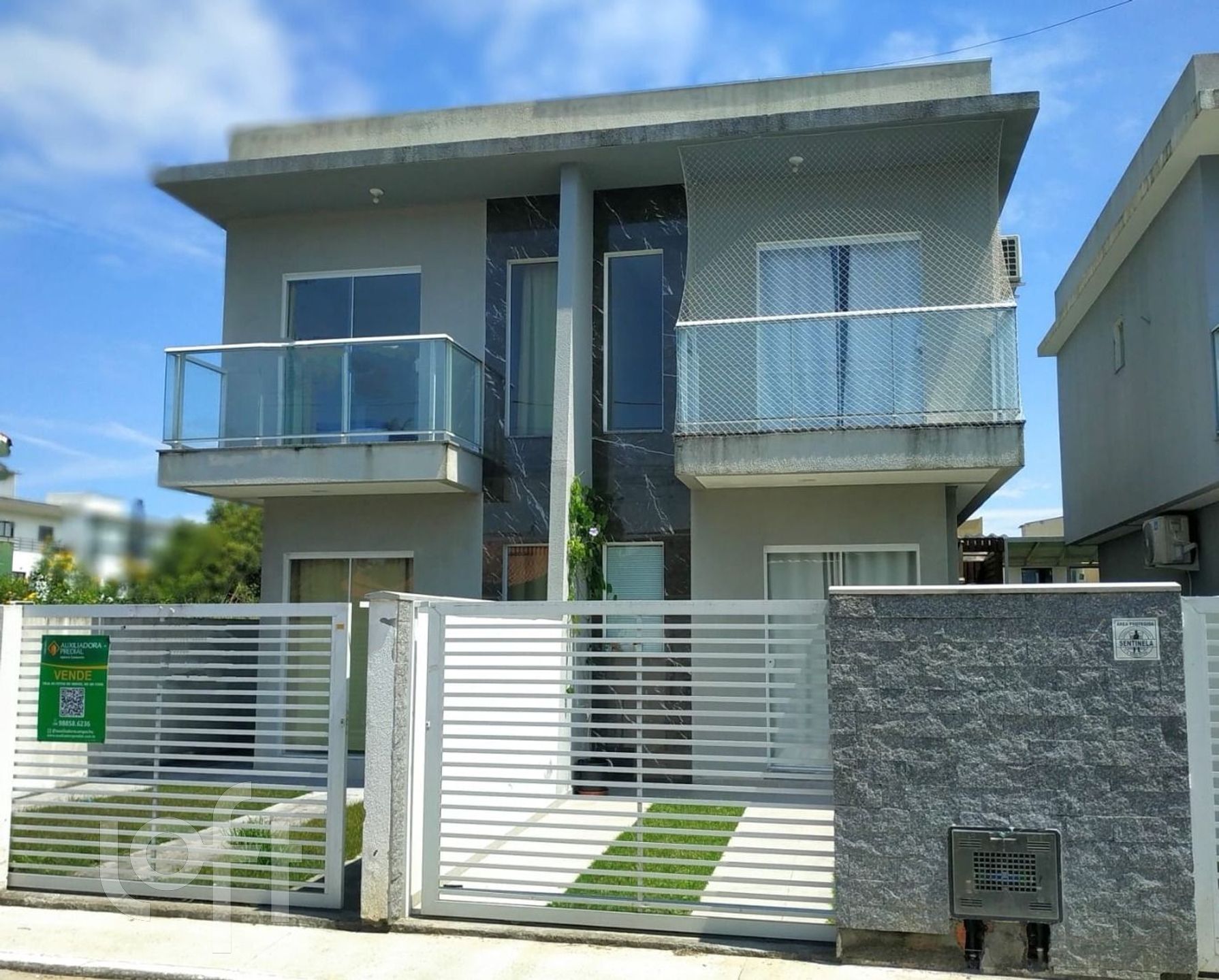 Casa Residencial com 65m², 2 quartos, 1 garagem, no bairro Campeche Leste em Florianópolis