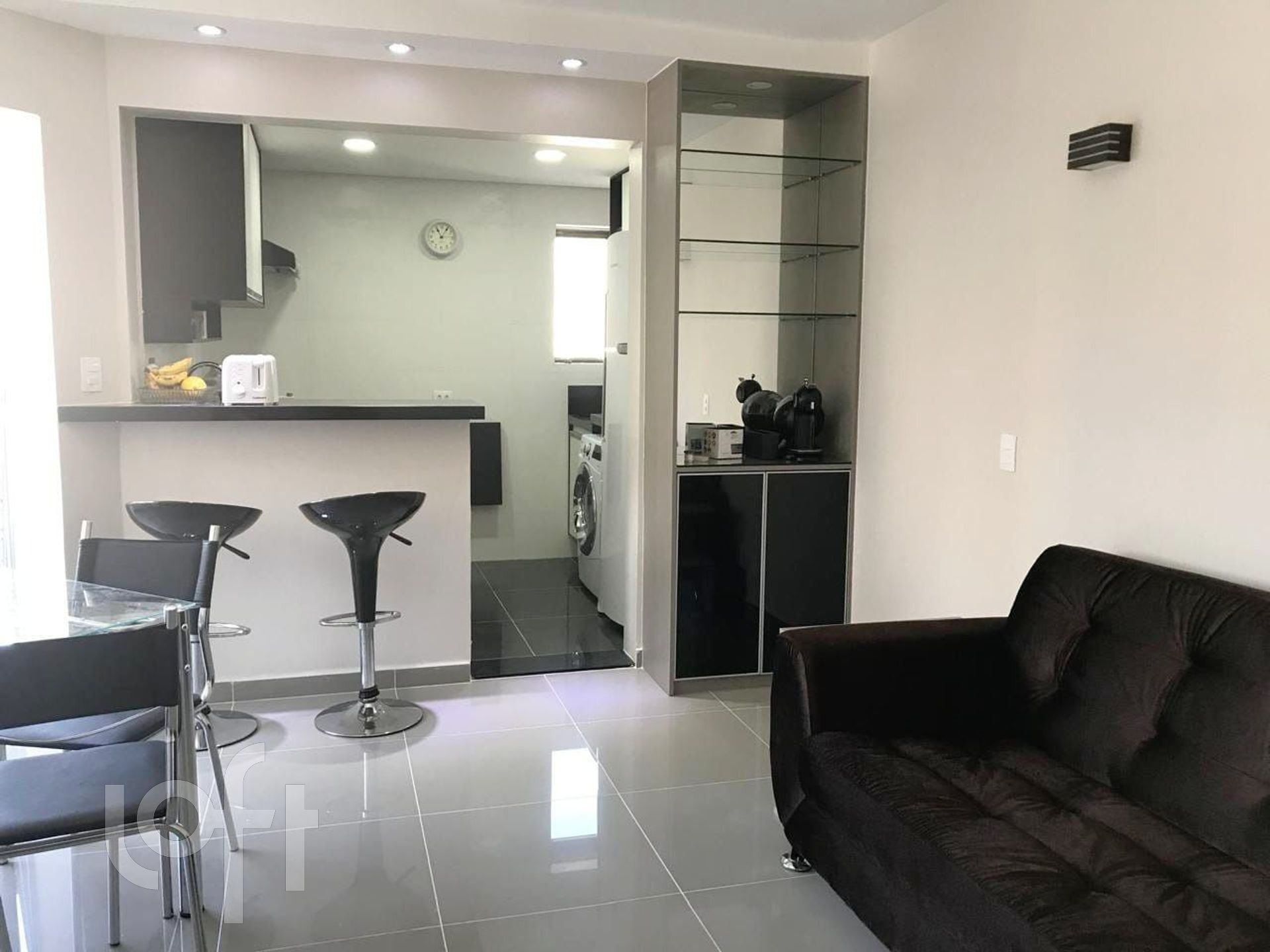 Apartamento à venda com 2 quartos, 58m² - Foto 1