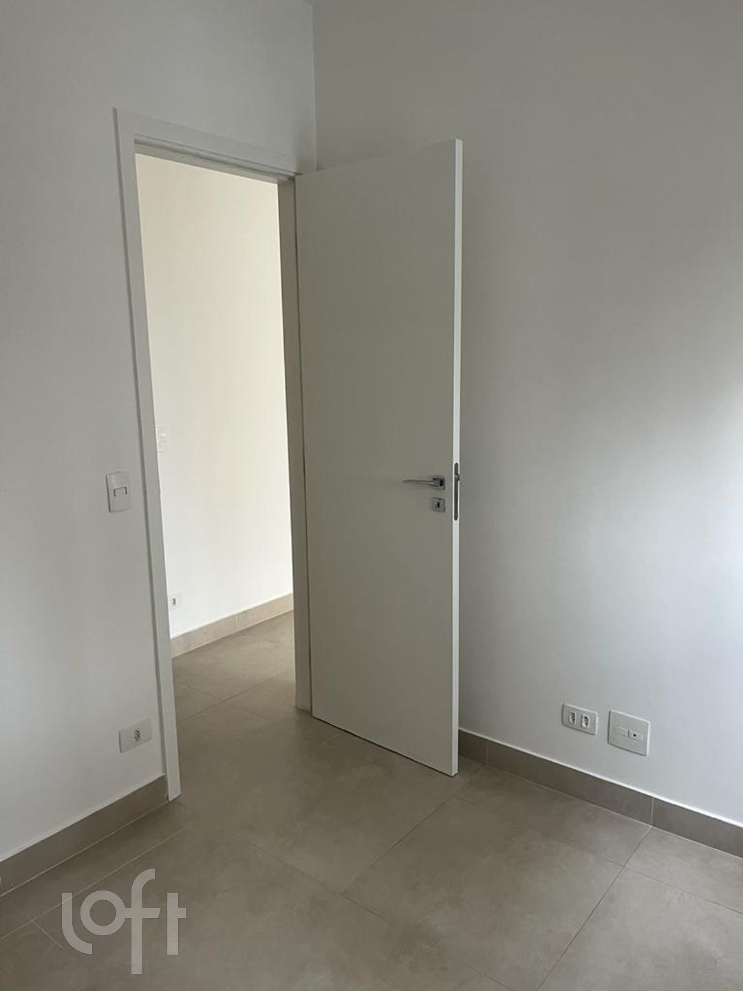 Apartamento à venda com 2 quartos, 72m² - Foto 11