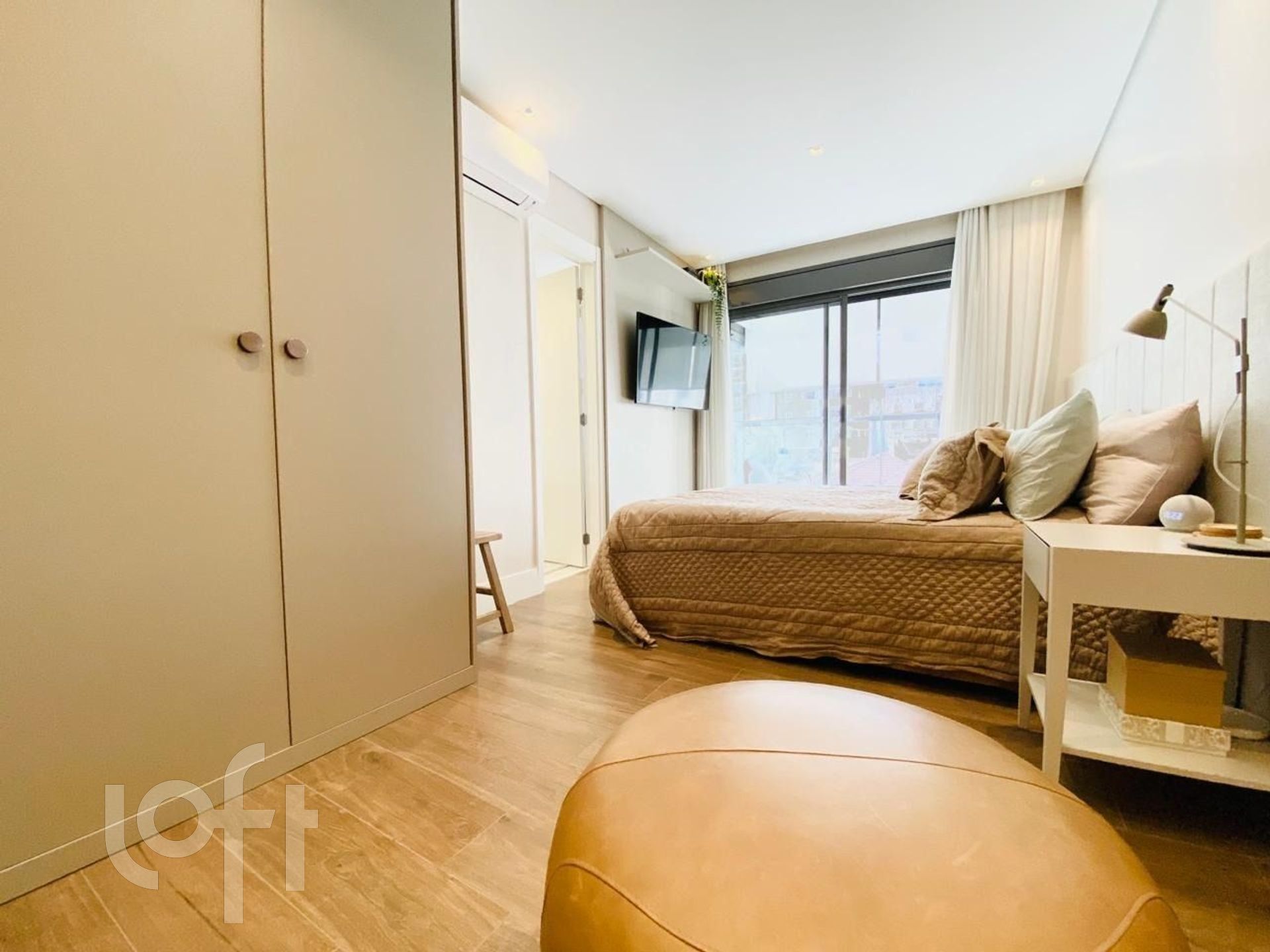 Apartamento à venda com 3 quartos, 162m² - Foto 19