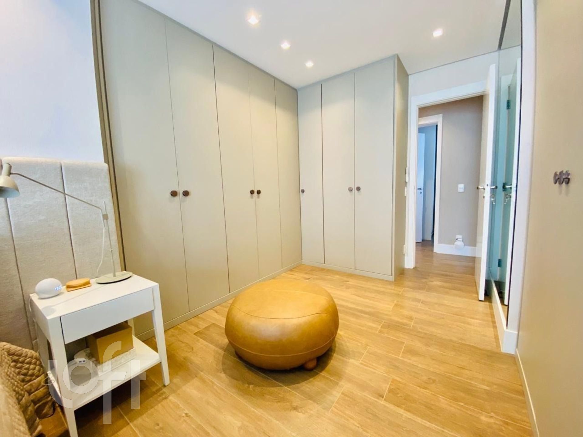 Apartamento à venda com 3 quartos, 162m² - Foto 14