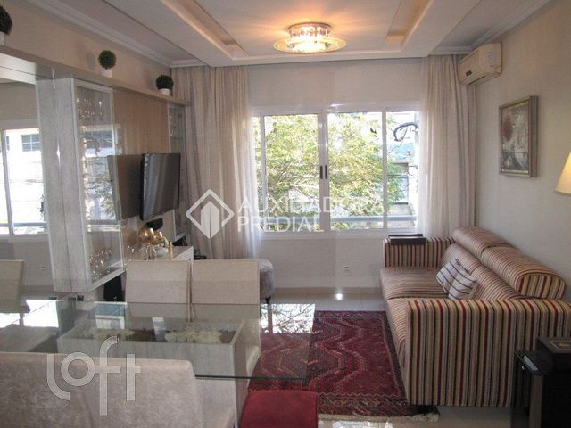 Apartamento com 65m², 2 dormitórios, 1 suíte, 2 vagas, Petrópolis em Porto Alegre