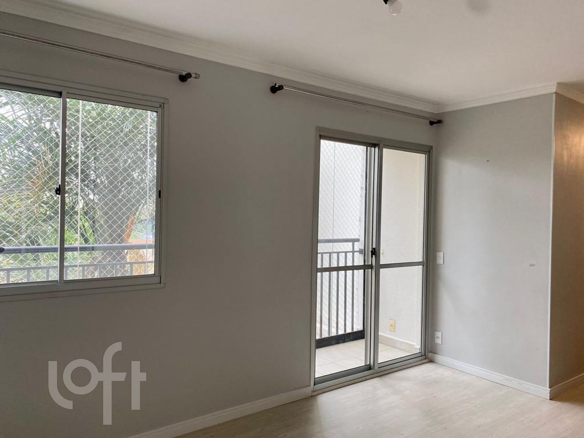 Apartamento à venda com 3 quartos, 63m² - Foto 2