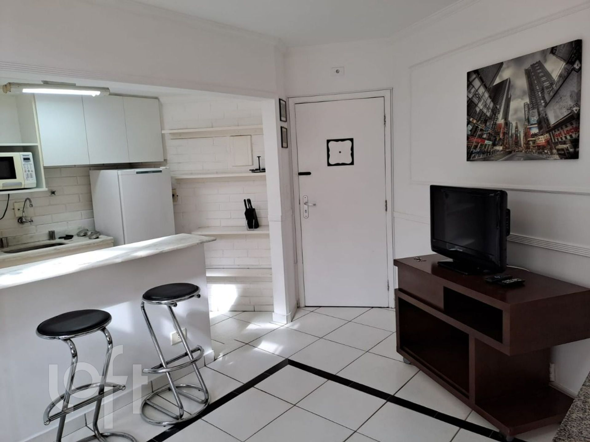 Apartamento à venda com 1 quarto, 45m² - Foto 1