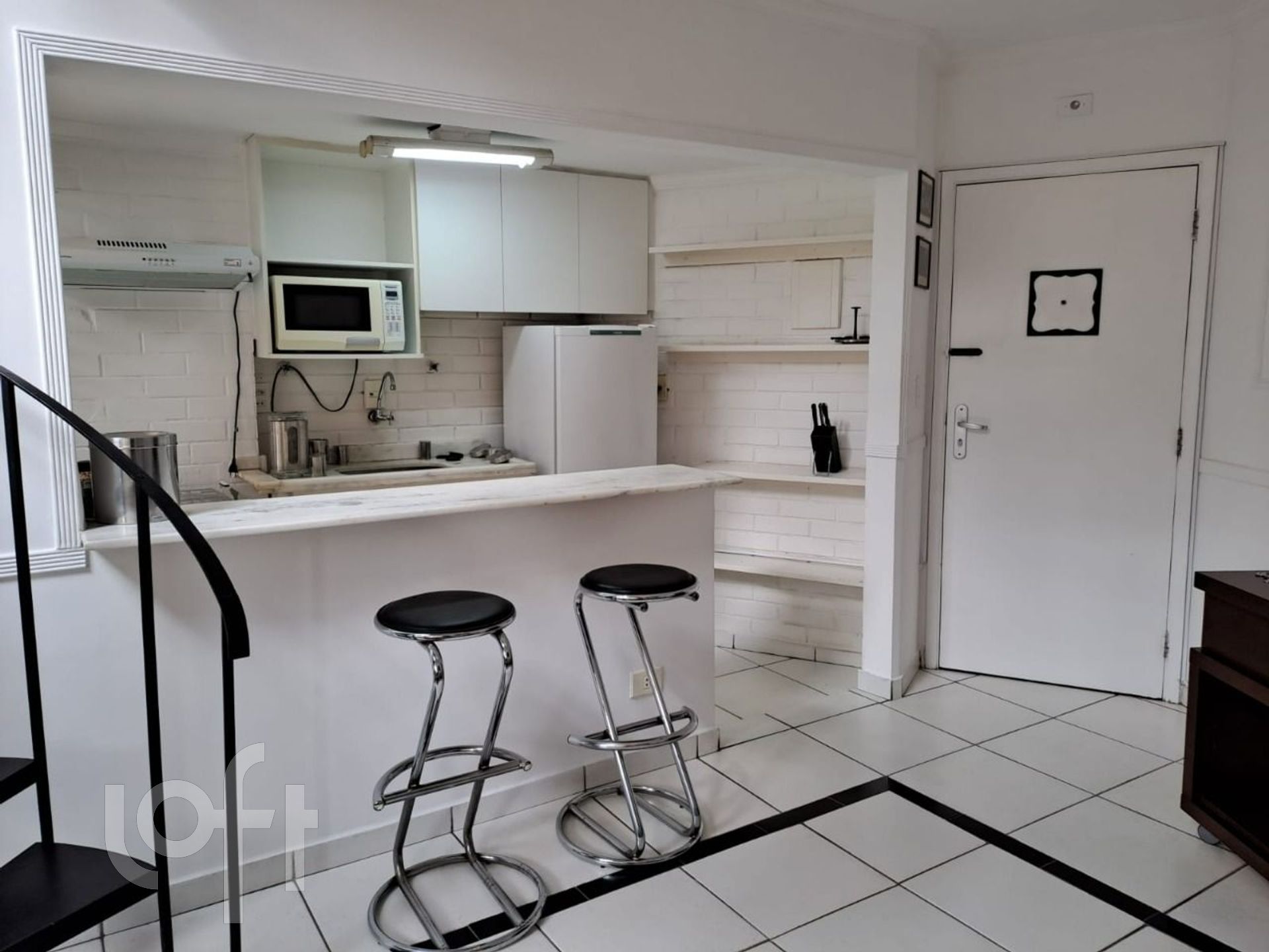 Apartamento à venda com 1 quarto, 45m² - Foto 2